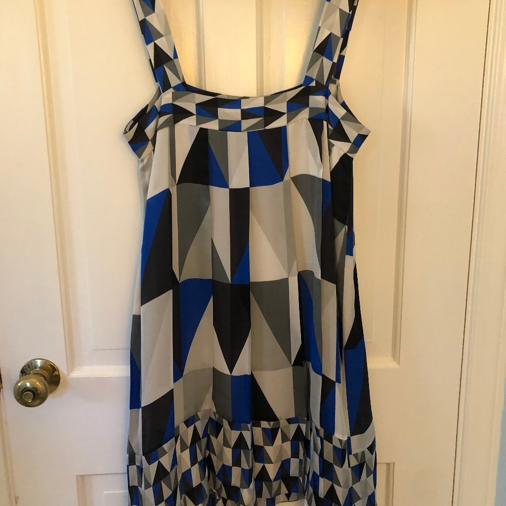 Theory Geometric Sleeveless Flowy Dress